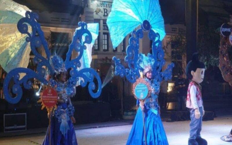 Pemkot Pekalongan gelar pameran Batik Night Carnival 2024