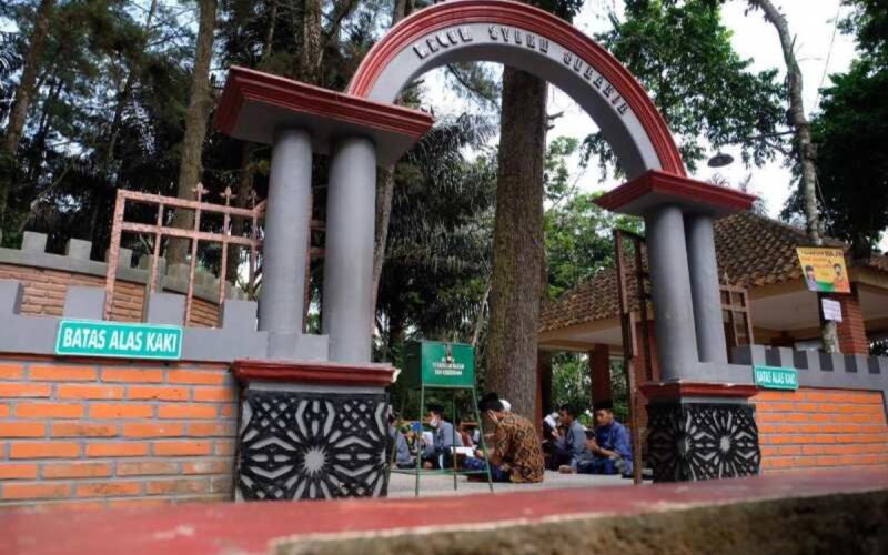 Kebun Raya Gunung Tidar, salah satu objek wisata di Magelang